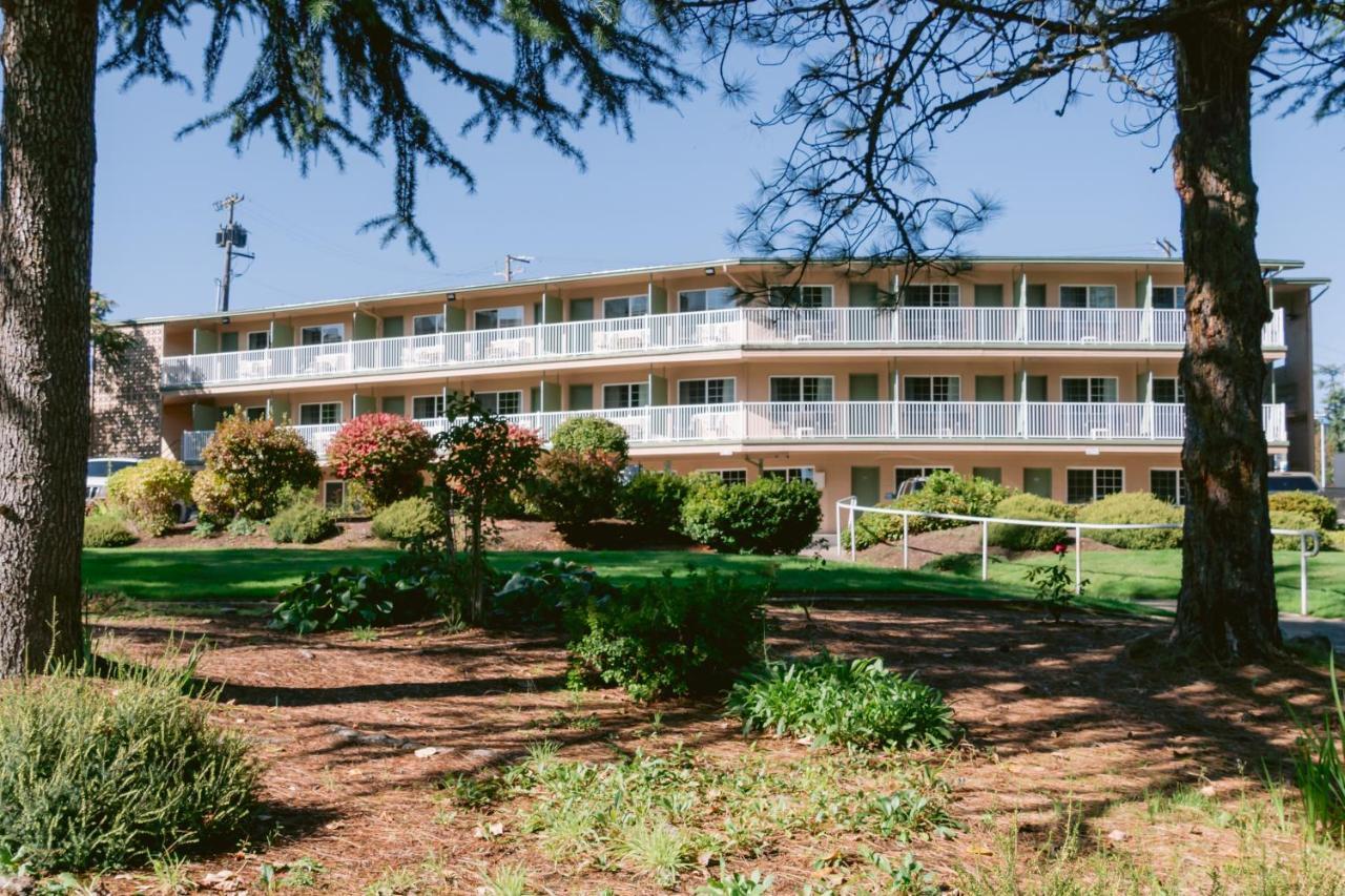 Riverfront Inn Roseburg Exteriör bild